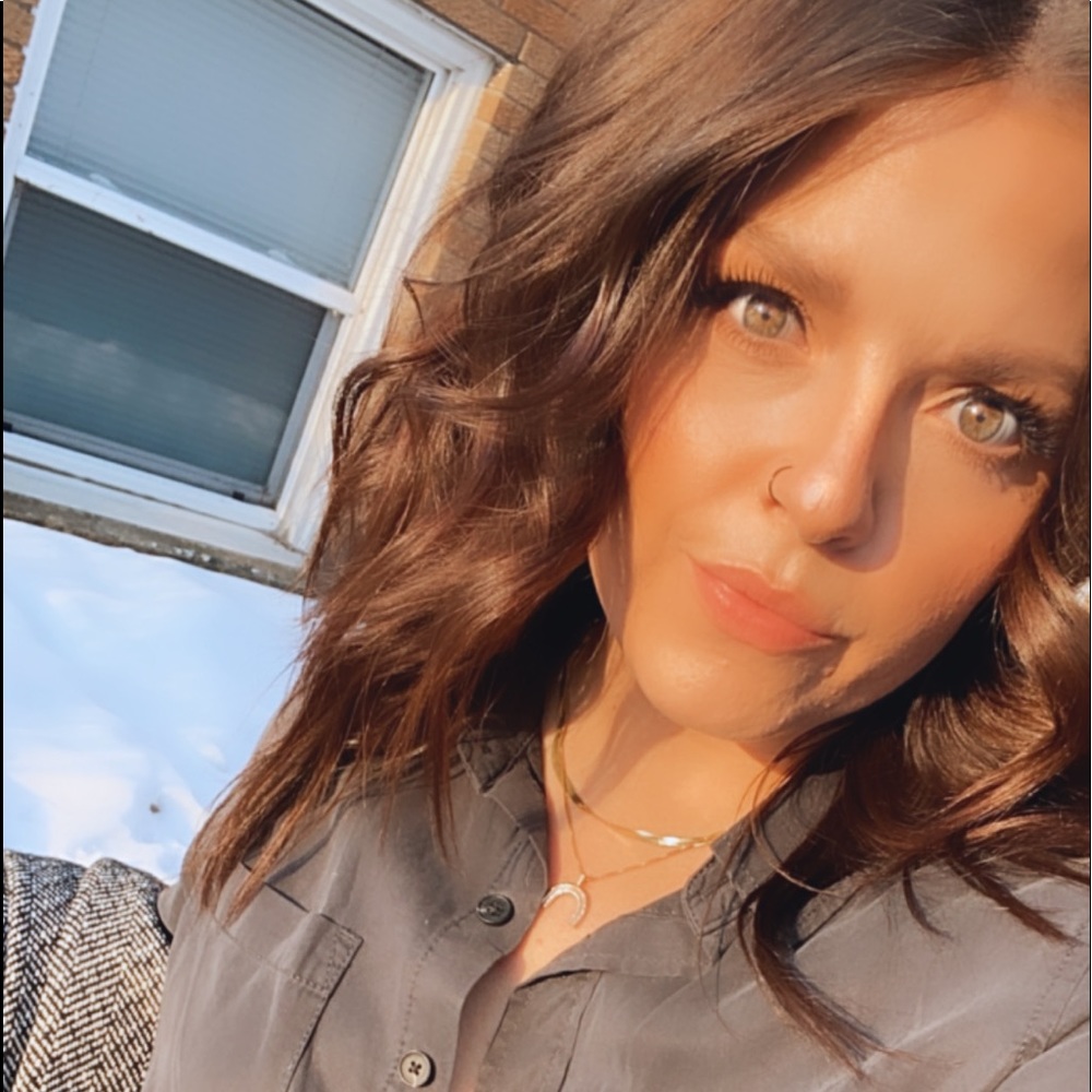 Meet your Posher, Logan